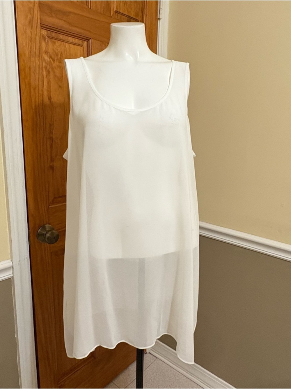 WynneLayers White Sheer Layered Flowy Lightweight Top Sz.1X